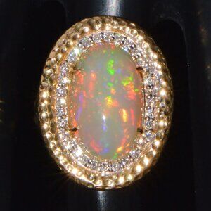 Certified Natural 7.4Cts VS F Diamond Opal Cocktail Halo Hammered 18K Solid Gold